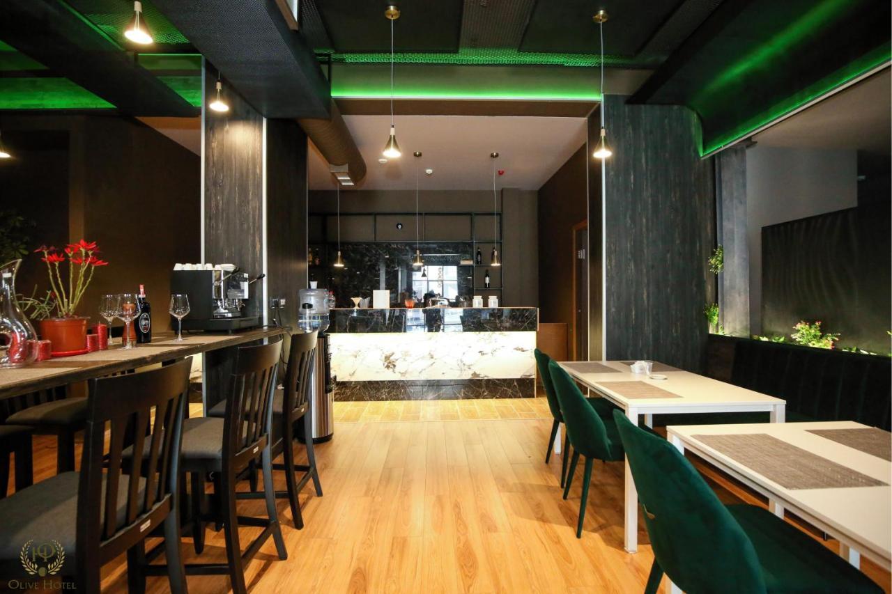 Hotel Olive Вльора Екстер'єр фото